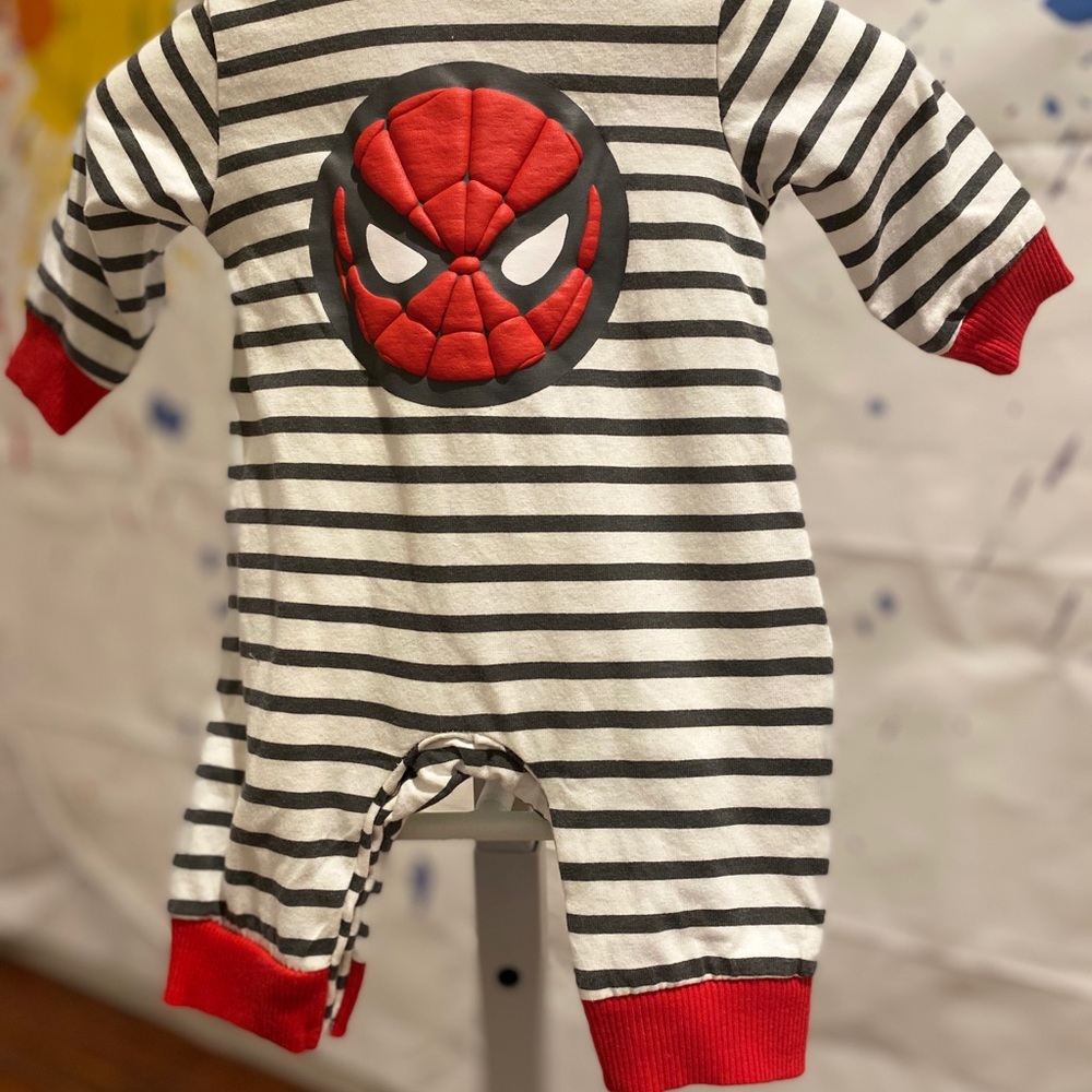 Various Items - Picture 3 of 16